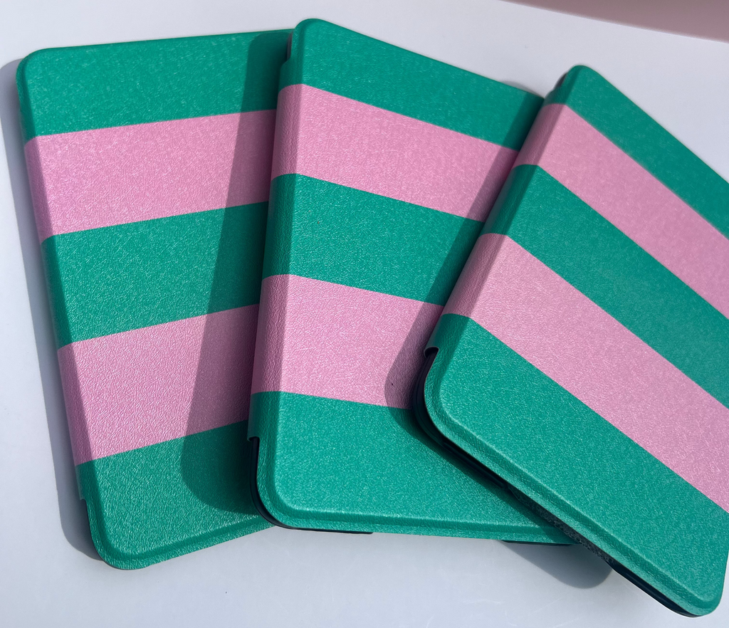 Pink Goes Good With Green Kindle Case